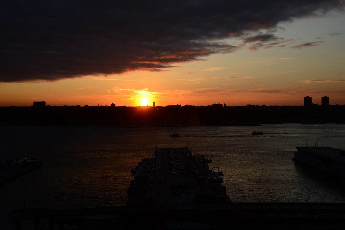 32 Sunset Over The Hudson River And New Jersey From New York Ink48 Hotel Rooftop Bar